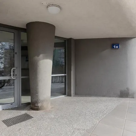 Apartman Charming Ludna By Renters *